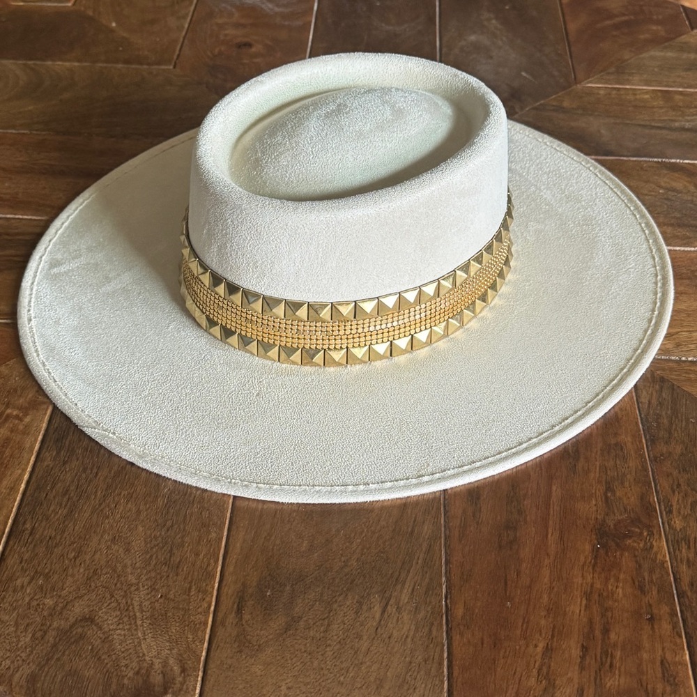HATS N ROSES Wide Brim Hat